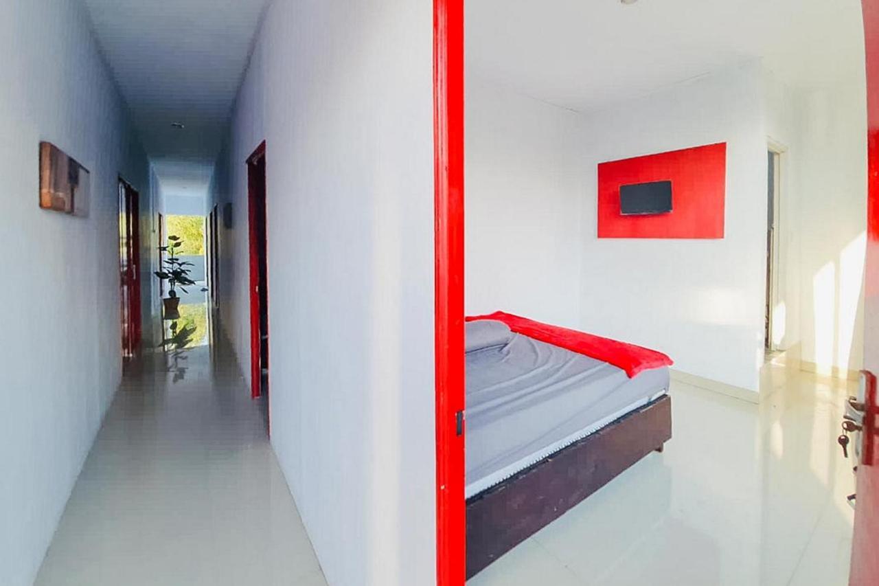 Sky Residence Tomohon Mitra Reddoorz Zewnętrze zdjęcie